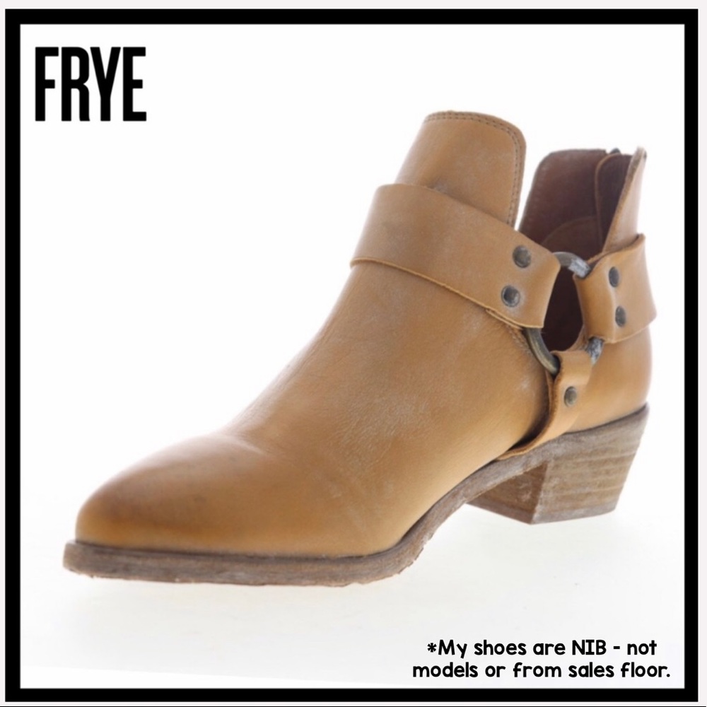 Frye Women’s Ray Harness Back Zip Bootie Tan - Picture 11 of 16